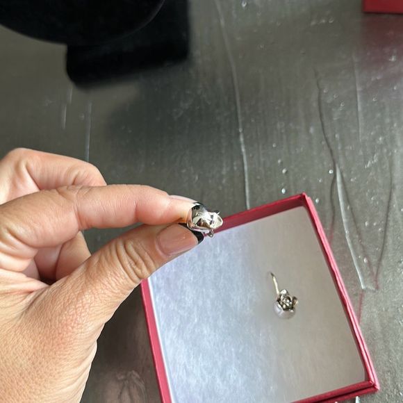 Salvatore Ferragamo Set Tulip Pendant Necklace & Ear Tulip Earrings - Picture 3 of 10